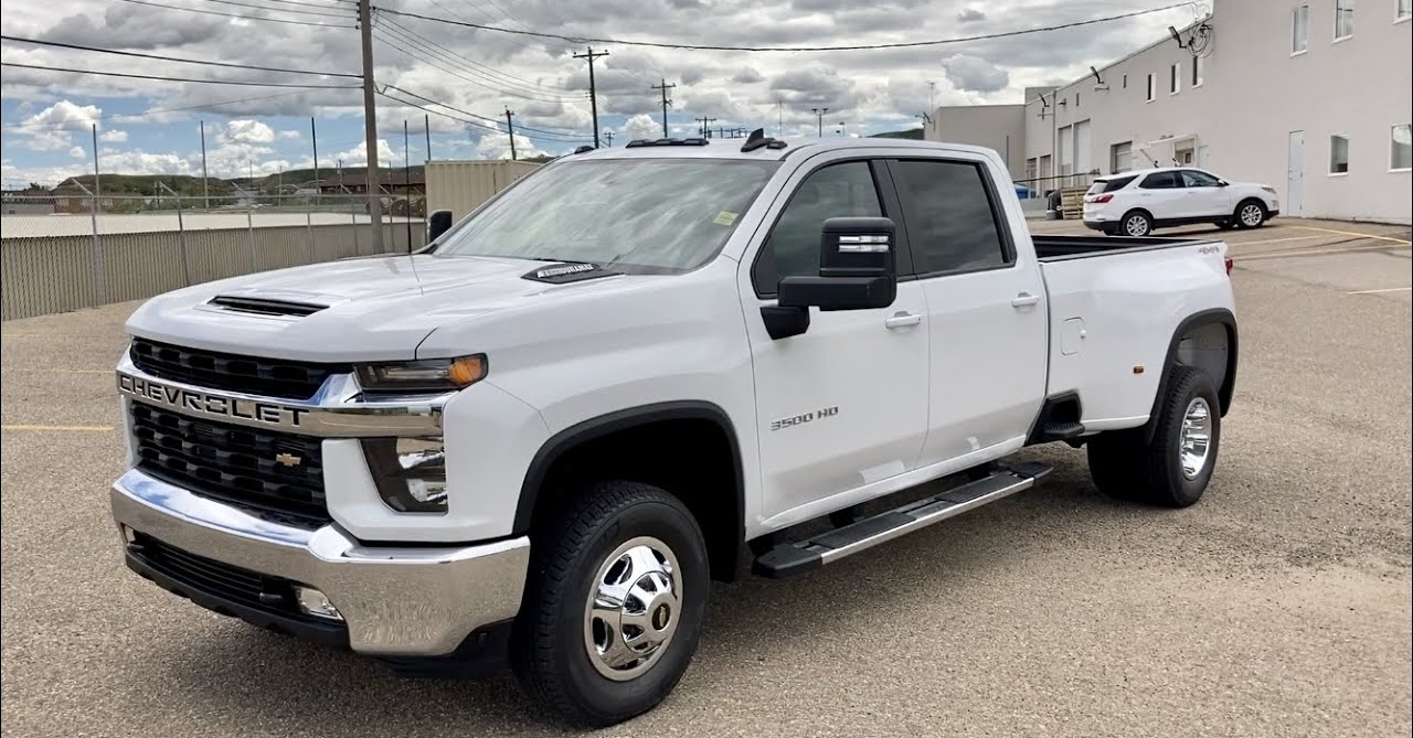 Drive Big in the Chevrolet Silverado 3500 HD