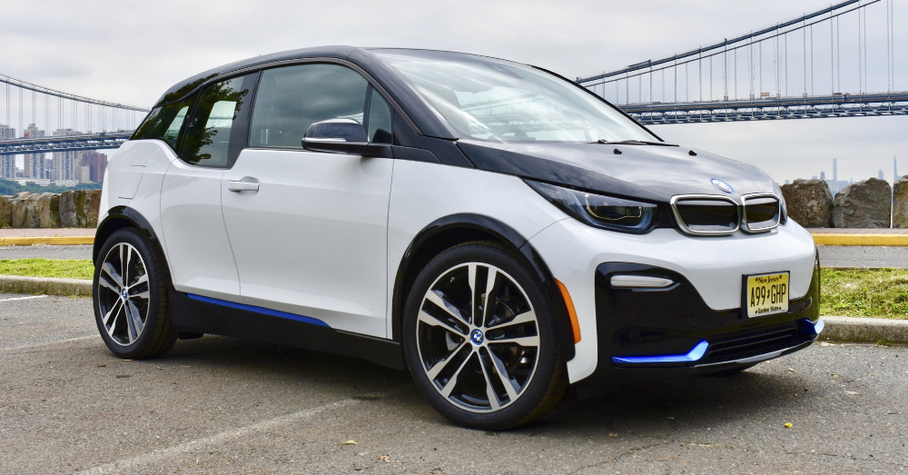 BMW i3 - A Strange BMW that Leads the Way