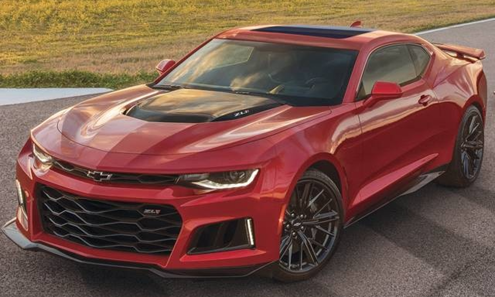 What Are the Pros and Cons of Buying a Chevrolet Camaro?